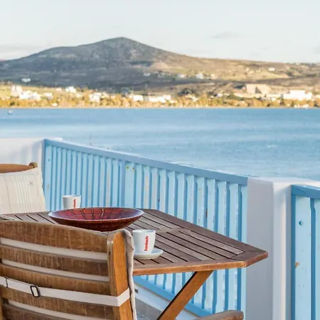 Il Porto Di Milos Adamantas (Milos)